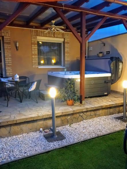 Elza Apartman Makó Exterior foto